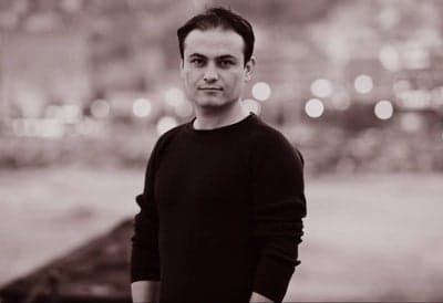 Ozgur Uzar